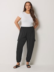 Yours Curve Black Washed Twill Cargo Joggers - Image 2 of 6