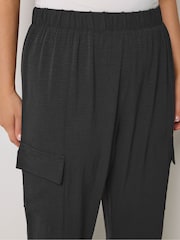 Yours Curve Black Washed Twill Cargo Joggers - Image 5 of 6