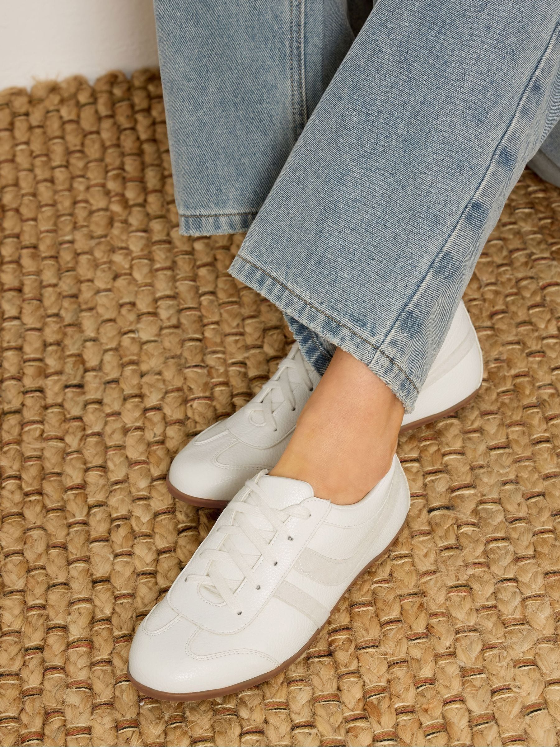 Long Tall Sally Women's White Retro Stripe Trainers - Image 1