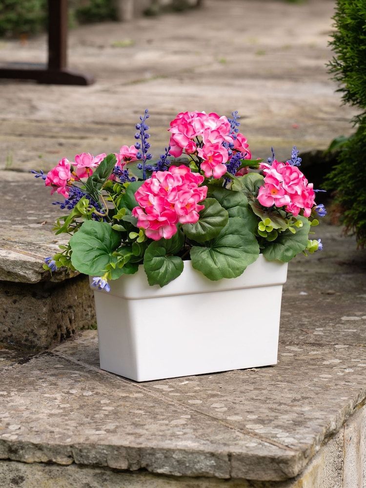 Scottish Everlastings Ltd Pink Artificial Geranium UV Trough - Image 1 of 3 Scottish Everlastings Ltd Pink Artificial Geranium UV Trough - Image 1 of 3