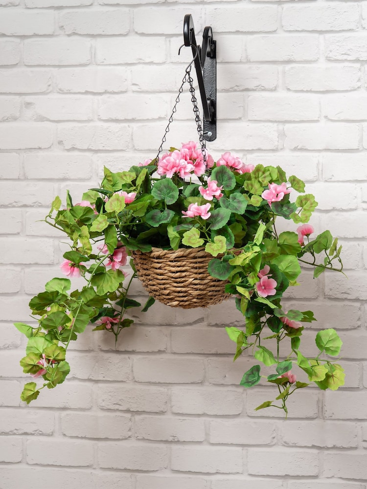 Scottish Everlastings Ltd Pink Artificial Geranium Hanging Basket - Image 1 of 3 Scottish Everlastings Ltd Pink Artificial Geranium Hanging Basket - Image 1 of 3