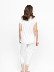 Nora Rose White Modal Lycra Jersey V-Neck Scalloped Lace Cropped Pyjamas Set - Image 3 of 4