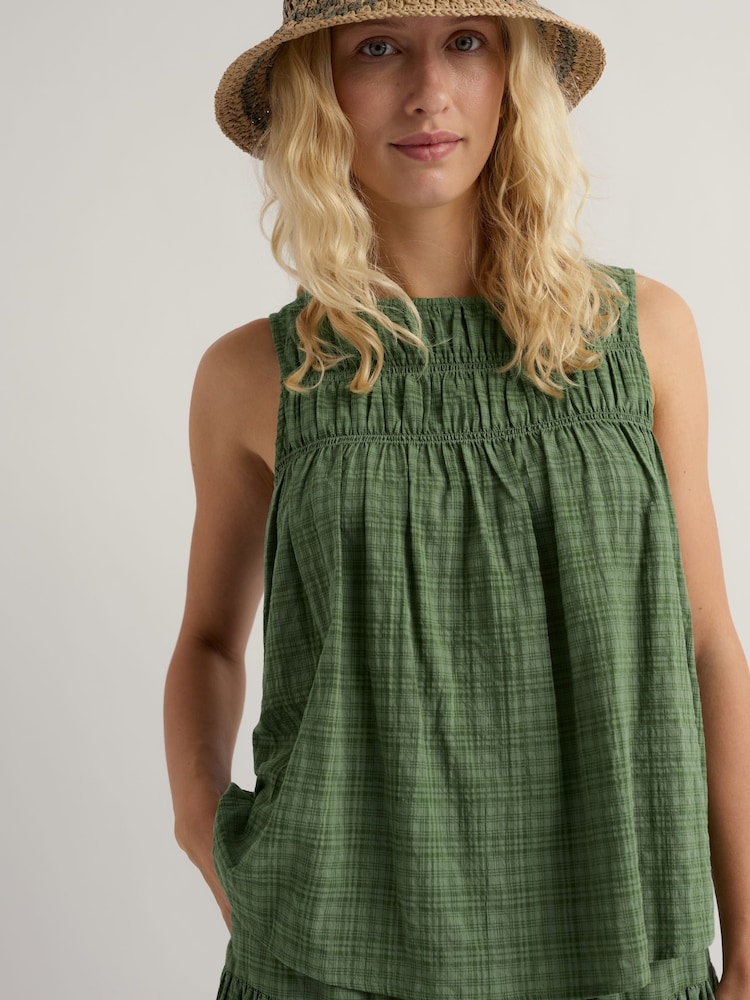 Seasalt Cornwall Green Exhibition Vest - Image 2 of 5