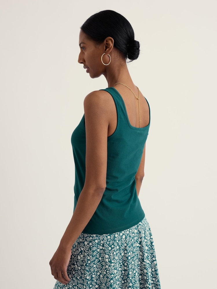 Seasalt Cornwall Green Mabe Vest - Image 2 of 5 Seasalt Cornwall Green Mabe Vest - Image 2 of 5