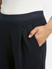 Smith & Soul Pull-On Cropped Jersey Trousers - Image 3 of 3