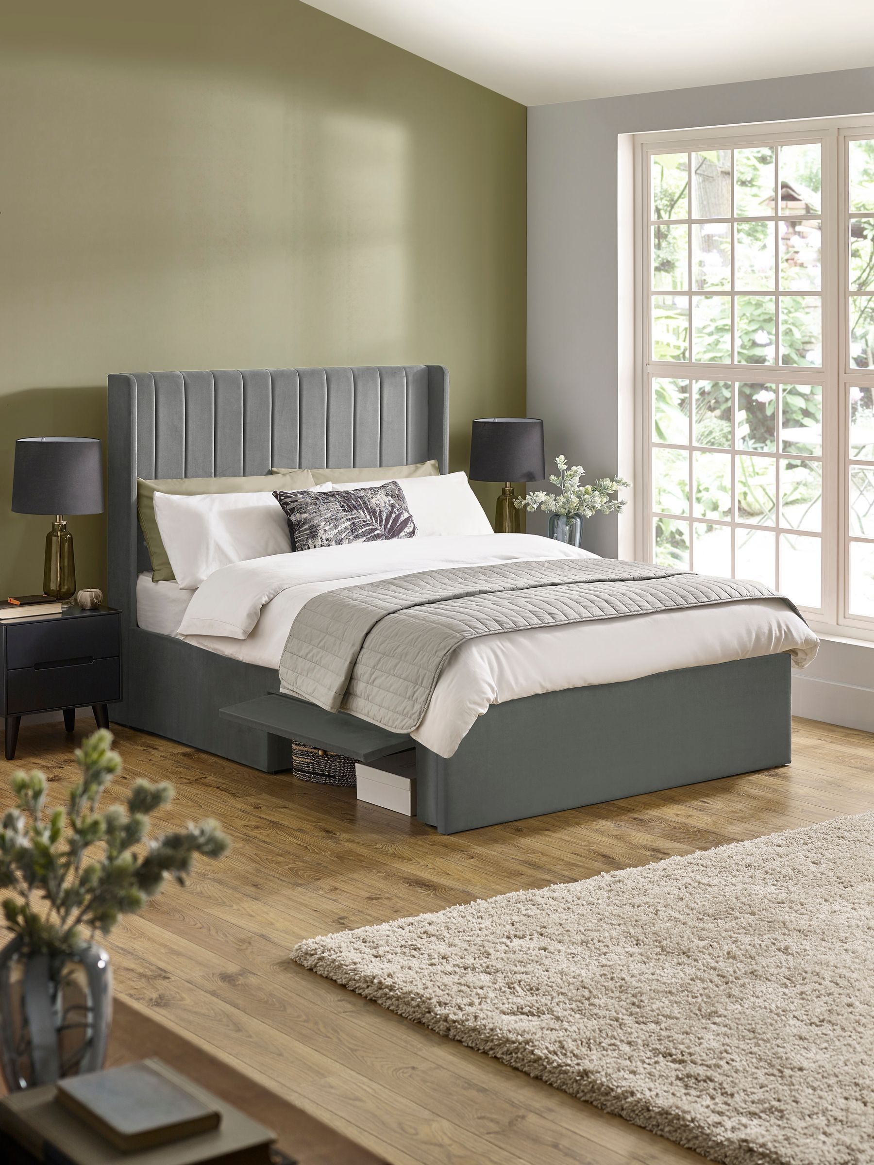 Julian Bowen Leila Kingsize 150cm Steel Grey Upholstered Bed Frame with Underbed Storage - Image 4