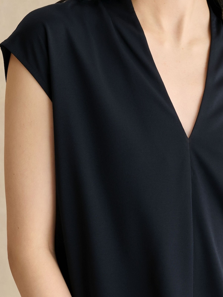 Next：日本 Hobbs Katie Vネック半袖トップス from Next Japan