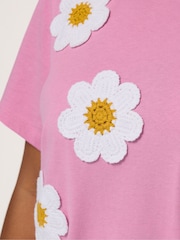 Yours Curve Pink Appliqué Daisy T-Shirt - Image 4 of 5