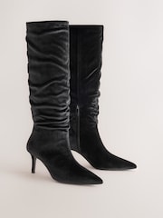 Melns - Forever Comfort® Velvet Slouch Knee High Boots - Attēls 2 no 5