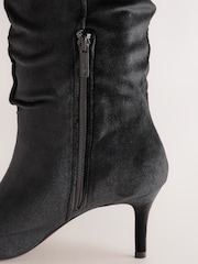 Melns - Forever Comfort® Velvet Slouch Knee High Boots - Attēls 4 no 5
