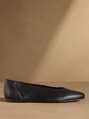 Russell & Bromley Black Norbury Ballet Flats - Image 2 of 7
