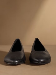 Russell & Bromley Black Norbury Ballet Flats - Image 3 of 7