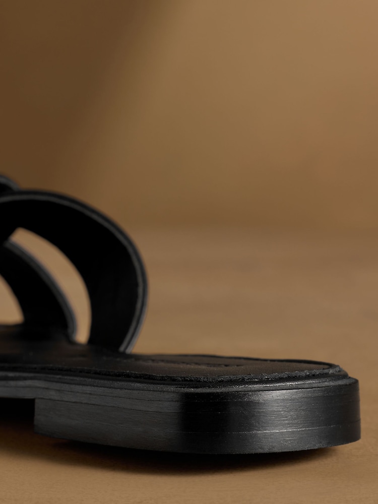 Russell & Bromley Black Newby Interlock Sandals - Image 7 of 7 Russell & Bromley Black Newby Interlock Sandals - Image 7 of 7
