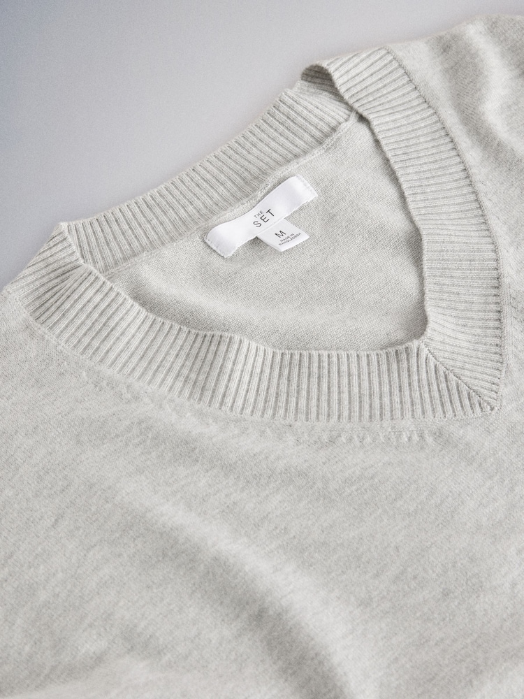 The Set 4 Pack Fine Knit V-Neck Jumpers Black - Ganache/Brown - Cinder/Grey Marl - Image 12 of 12