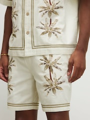 River Island Cream Embrodierred Palm Pull On Shorts - Image 3 of 4