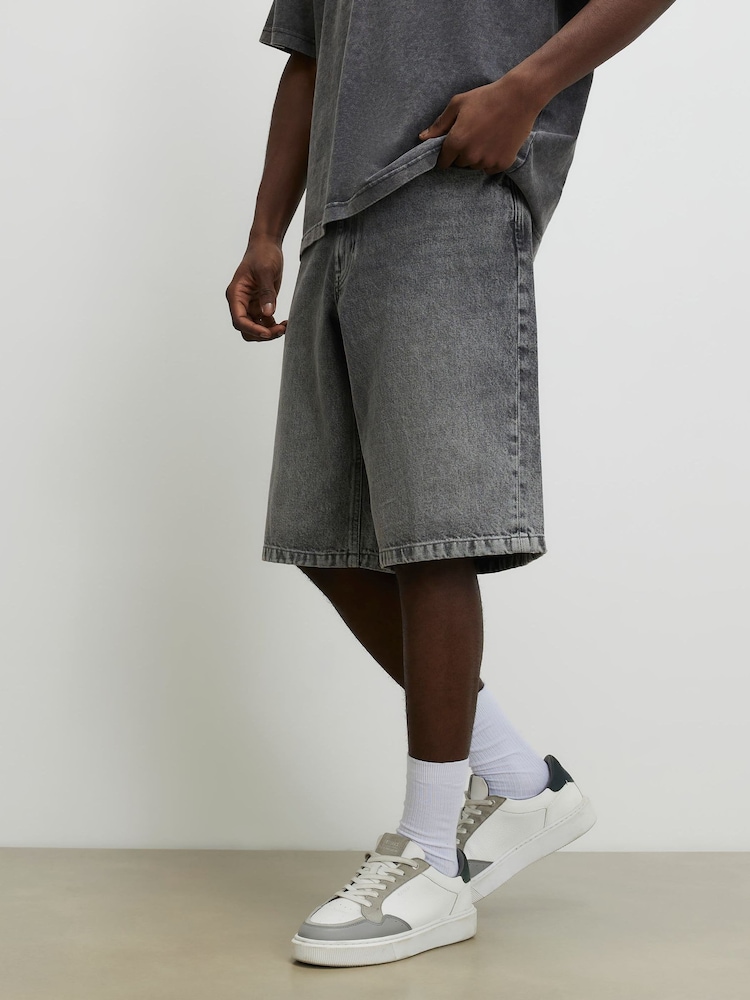 River Island Washed Denim Jorts Shorts - Image 2 of 4