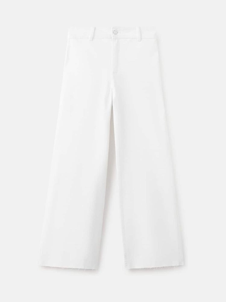Mango Catherin White Low Waisted Wide Leg Raw Hem Jeans - Image 5 of 5 Mango Catherin White Low Waisted Wide Leg Raw Hem Jeans - Image 5 of 5