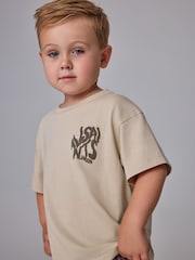 smALLSAINTS Neutral Orlando T-Shirt and Shorts Younger Set - Image 4 of 14