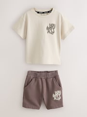 smALLSAINTS Neutral Orlando T-Shirt and Shorts Younger Set - Image 7 of 14