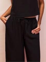 Ro&Zo Black Petite Drawstring Trousers With Linen - Image 3 of 4