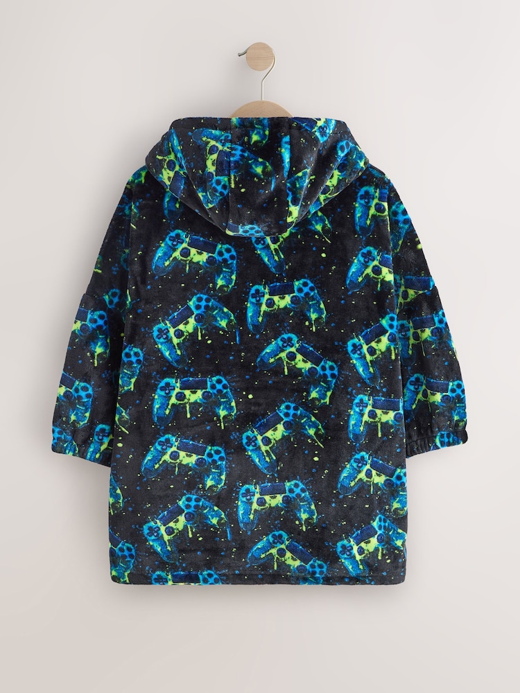 Black Gamer Fleece Poncho (5-16yrs) - Image 2 of 4 Black Gamer Fleece Poncho (5-16yrs) - Image 2 of 4