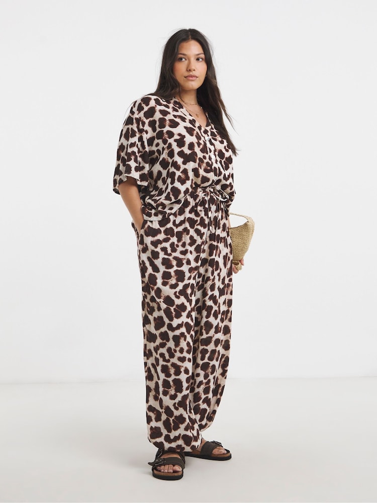 Simply Be Animal Crinkle Revere Shirt - Image 1 of 4