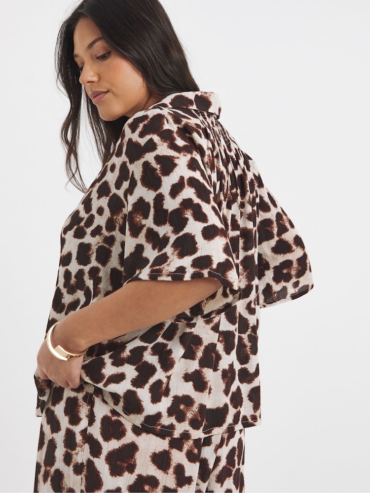 Simply Be Animal Crinkle Revere Shirt - Image 2 of 4