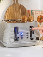 Salter Beige Ripple 4-Slice Toaster - Image 4 of 9