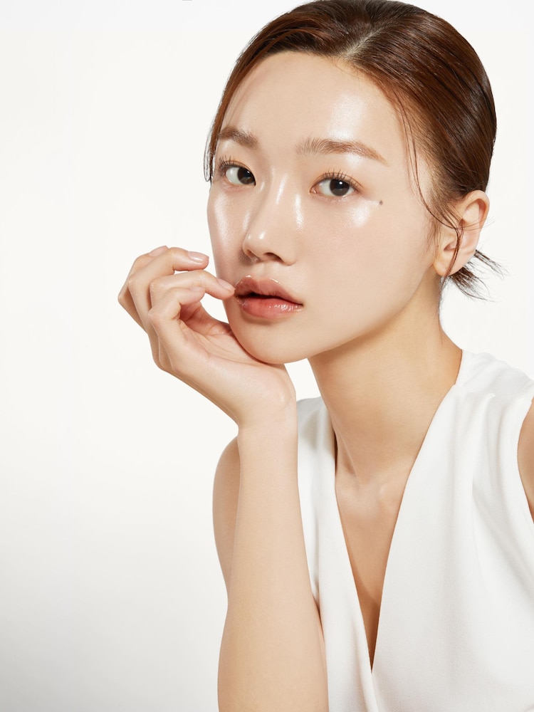 Medicube Triple Collagen Toner 4.0 140ml - Image 4 of 4 Medicube Triple Collagen Toner 4.0 140ml - Image 4 of 4