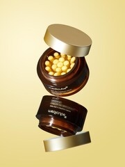 Medicube Deep Vita C Capsule Cream 55g - Image 3 of 8