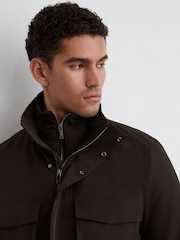 Մուգ շագանակագույն - Reiss Glick Four-Pocket Hooded Jacket with Removable Gilet - Պատկեր 4 6-ից