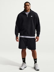 أسود - سويت شيرت Club بسحّاب من الصوف الناعم من Nike - صورة 1 من 3