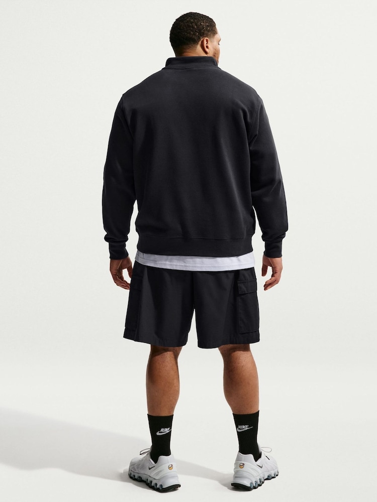 أسود - سويت شيرت Club بسحّاب من الصوف الناعم من Nike - صورة 3 من 3 أسود - سويت شيرت Club بسحّاب من الصوف الناعم من Nike - صورة 3 من 3