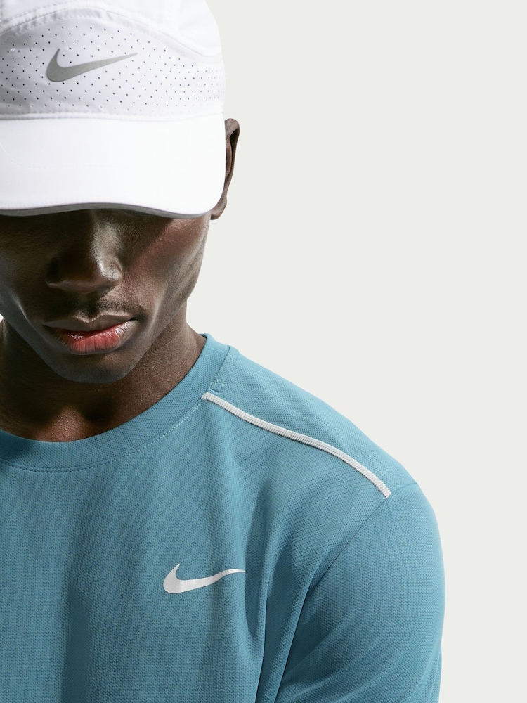 Nike Smokey Blue Miler Dri-FIT UV Running T-Shirt - Image 5 of 5 Nike Smokey Blue Miler Dri-FIT UV Running T-Shirt - Image 5 of 5