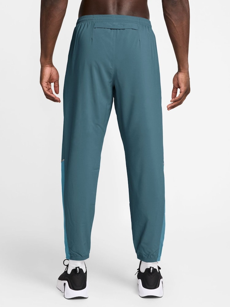 Dūmakaina zila - Nike Miler Dri-FIT skriešanas joggeri - Attēls 2 no 4