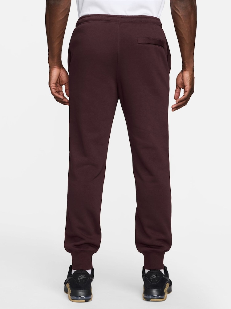 Rojo - Pantalones de chándal de polar con bajo ajustado Club de Nike - Imagen 2 de 3