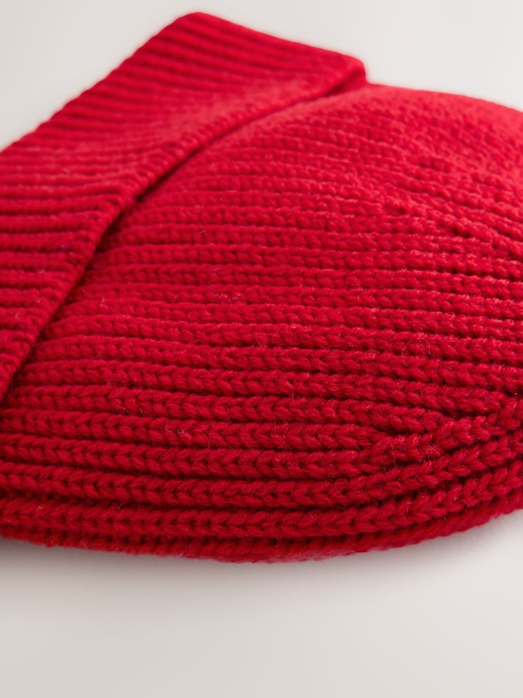 Red Knitted Beanie - Image 5 of 5