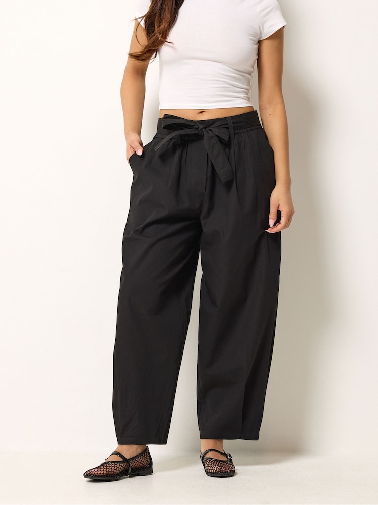 PixieGirl Petite Black Self Belted Poplin Barrel Trousers - Image 2 of 5