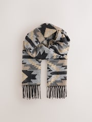 Grey Woven Pattern Knitted Scarf - Image 5 of 7