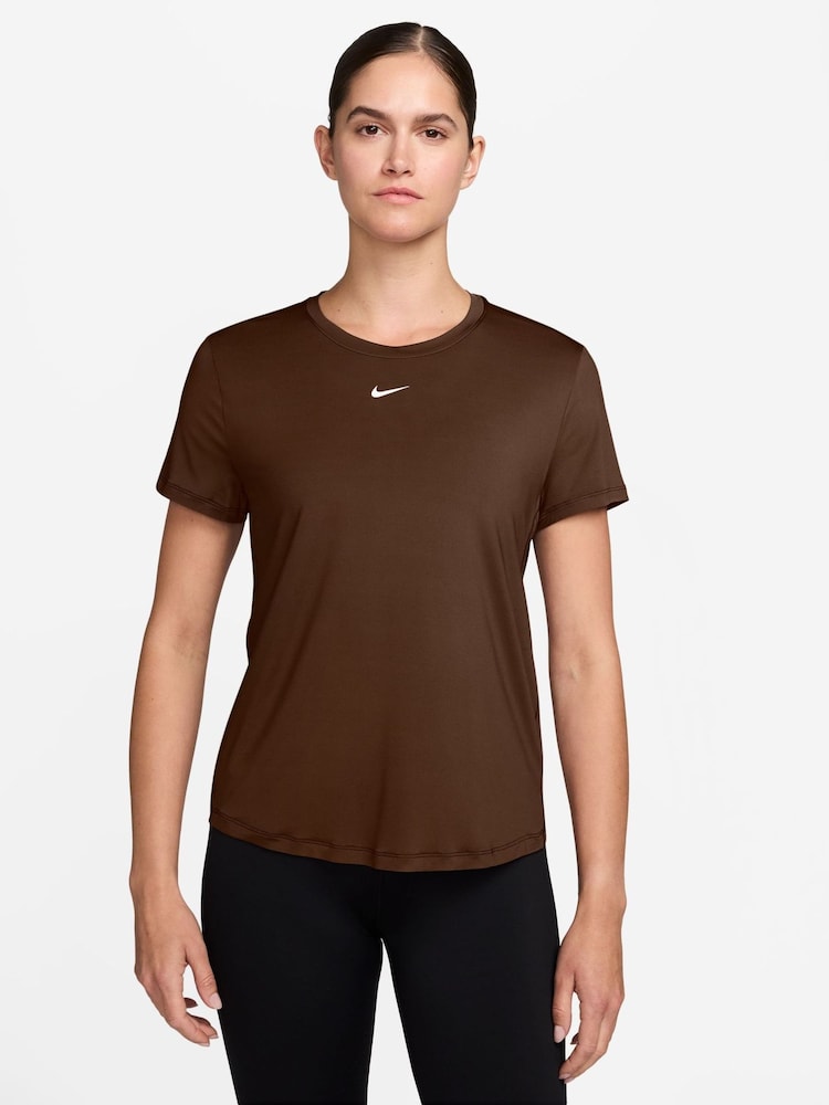 Marrón - Camiseta de manga corta Nike One Classic Dri-FIT - Imagen 1 de 3