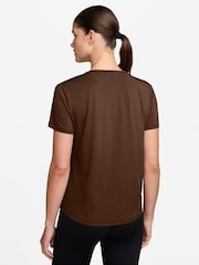 Marrón - Camiseta de manga corta Nike One Classic Dri-FIT - Imagen 2 de 3