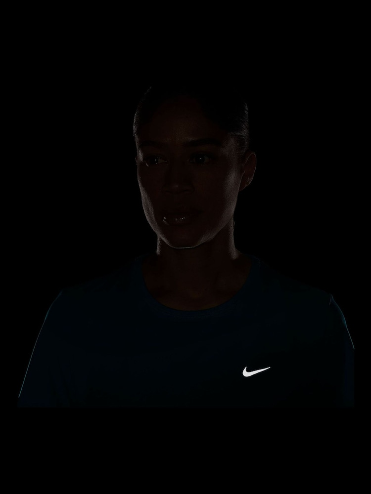 Nike Energy Blue Tempo Dri-FIT Short-Sleeve Running Top - Image 4 of 4 Nike Energy Blue Tempo Dri-FIT Short-Sleeve Running Top - Image 4 of 4