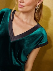 Love & Roses Forest Green Satin Tipped V-Neck Velvet T-Shirt - Image 2 of 4