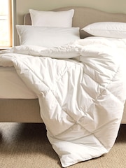 Christy Classic 10.5 Tog All Seasons Filled Duvet - Image 3 of 4