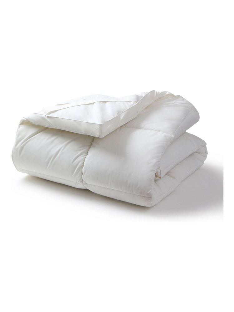 Christy White Cloud Loft Down-Like 5cm Mattress Topper - Image 2 of 4