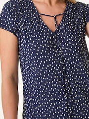 Roman Blue Petite Spot Print Crinkle V-Neck Top - Image 5 of 5
