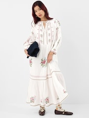 Accessorize Floral Embroidered Maxi Dress - תמונה 1 מתוך 4