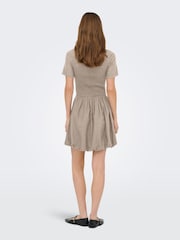 ONLY Smocked Balloon Linen Blend Mini Dress - صورة 5 من 7