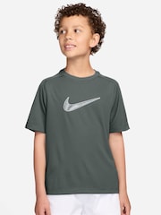 أخضر مموه - تيشرت Dri-FIT متعدد الاستخدامات من Nike - صورة 1 من 3
