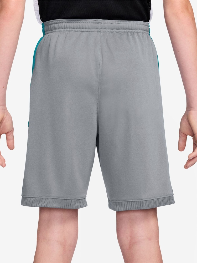 Nike Wolf Grey Shorts - Image 2 of 4 Nike Wolf Grey Shorts - Image 2 of 4